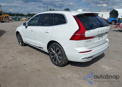 2022 Volvo Xc60 Recharge Plug-In Hybrid T8 Inscription Expression Extended Range from USA, damaged, VIN YV4H60DZ8N1033952